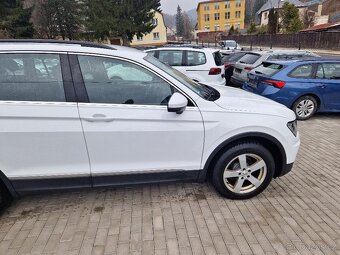 VW TIGUAN, 2.0 TDi (103 kW), 4x4, plný servis, tažné, DSG - 12