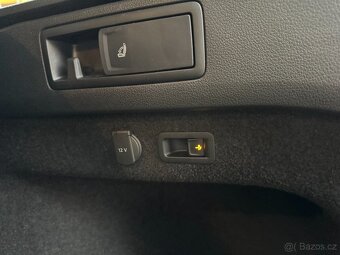 VW Passat B8 2.0 TDI 147kW DSG Tažné Matrix LED Kamera Navi - 12
