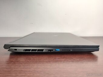 Nitro v16,RTX-4060-8gb-Mux,R7-8845hs,DDR5-32gb,ZÁRUKA - 12