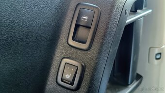 Chrysler Town & Country 3,6 V6 + LPG 7m.Stow'N'Go Limited - 12