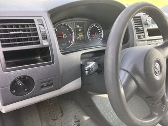 VW TRANSPORTER T5 - 12