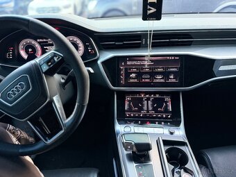 AUDI A7 Sportback 3.0 TFSI  899 000kč - 12