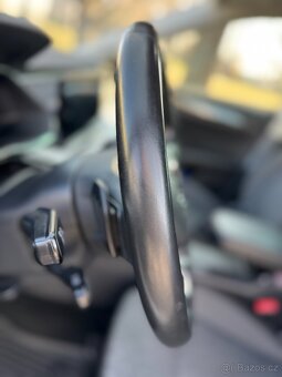 Škoda Octavia 2.0DSG 110kW WEBASTO DPH - 12