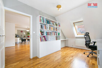 Prodej bytu 5+kk, 164 m², ul. Na Rokytce, Praha - 12