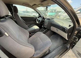 Alfa Romeo 147 1,9 JTD nafta manuál 85 kw - 12