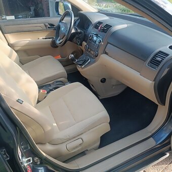 Prodám Hondu CR-V 4x4 - výbava EXECUTIVE - 12