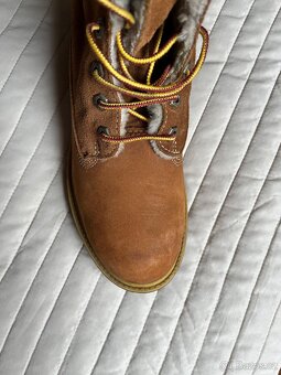 Zimni boty s koziskem Timberland, vel.38 - 12