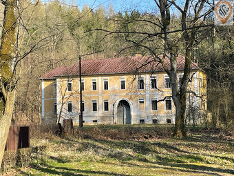 Kouzelná nemovitost – místo pro Vaše sny i projekty - 12
