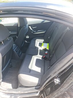 BMW E90 320d 2009 - 12