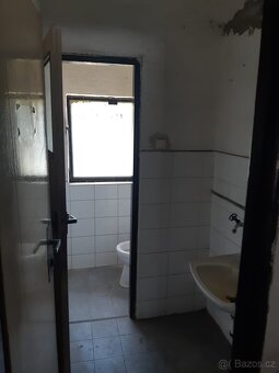 Prodej garáže v garážovém komplexu - 12