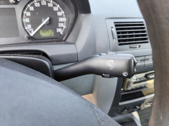 Škoda Fabia 1,4i 16V 74KW 1.MAJ EL.ŠÍBR SERVIS NOVÉ ČR 2002 - 12