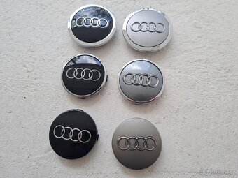 Stredové krytky - pukličky kolies AUDI - 12