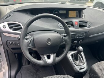 RENAULT SCENIC 1.6i 81KW 1.Maji Navi 81000km 2xkola TAŽNÉ - 12
