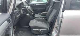 Opel Zafira 1,6 benzin Facelift 2010 - 7 mistne - 12