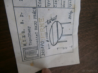 Stůl kulatý RETRO skládací za 500 kč - 12