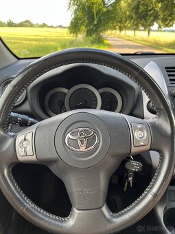 Toyota RAV4 2.2 D-CAT 4WD - 12