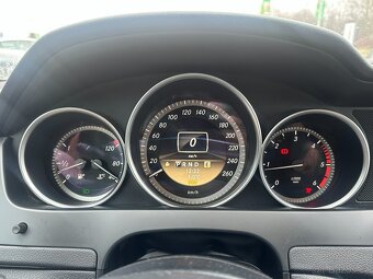 Mercedes-Benz C 180 2013 - 12