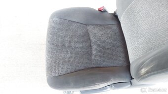 TOYOTA LANDCRUISER 120 – SEDADLO ŘIDIČ - 12