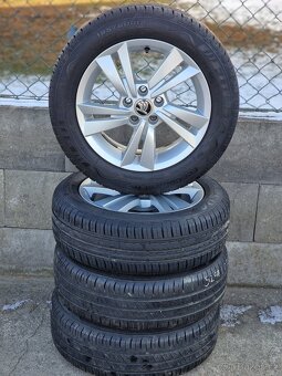 185/60/15 Originál Alu koal Škoda Rapid 5x100 - 12
