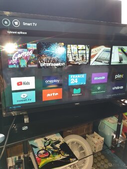Prodám  LED Smart TV Philips 82cm, DVB T2, WiFi, OnePlay - 12