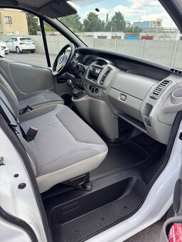 Opel Vivaro 2.0 CDTI 84kw / KLIMATIZACE / L1H1/ 2 sady kol - 12