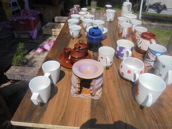 skleničky a hrnečky - 12