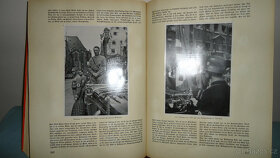 Adolf Hitler, originální  kniha 200 nalepených fot. - 12