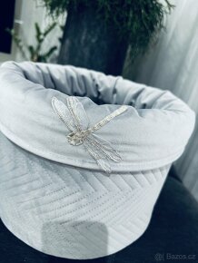 Luxusní, stříbrný box na hračky nejen pro pejsky - 12