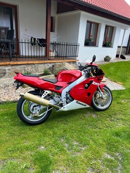 Kawasaki zxr 400 krásný stroj - 12