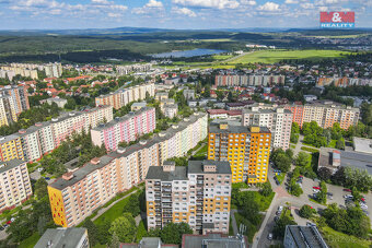 Pronájem bytu 4+1, 80 m², Plzeň, ul. Sokolovská - 12