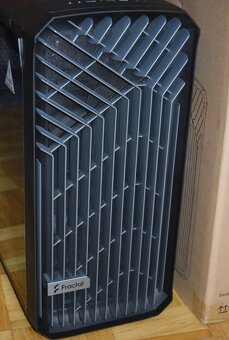 Fractal Design Torrent Black TG, nová, krabice + příslušenst - 12