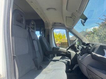 Prodám Peugeot Boxer 2.2HDI 88 kw , r.v.2011, 6 míst - 12