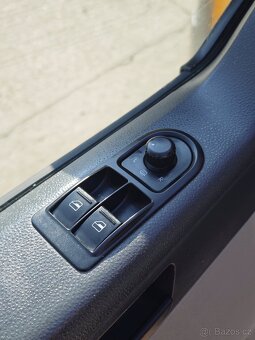 VW Transporter 2015 2.0 TDI L2H3 - 12