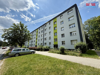 Pronájem bytu 2+1, 59 m², Karviná, ul. tř. Těreškovové - 12