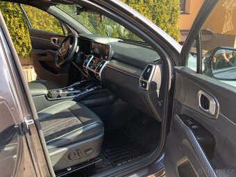 Kia Sorento 2.2 CRDi, 2021 – maxiální výbava, 7 míst, D - 12