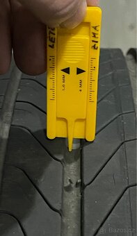 Alu kola 17” vč. pneumatik Continental UltraContact 215/50 - 12