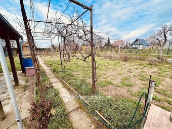 Zahrada s chatkou v katastrálním území Znojmo, 561 m2 - 12