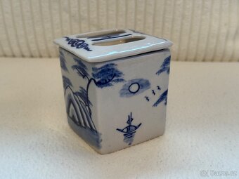 Stará čínská čajová souprava- modrobílé barvy. - 12