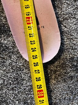 On Running, model Cloudsurfer, velikost 39 - 12