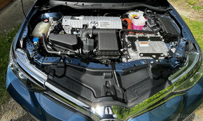 Toyota Auris 1,8 Hybrid e-CVT Touring Sport Active - 12