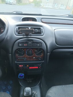 Rover 25 1.4 16 v STK 2027 - 12