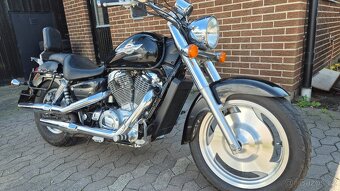 Honda vt 1100 shadow 19000km - 12