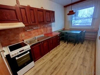 Prodej bytu 3+1 92 m² Dašická, Pardubice - 12