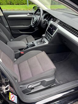 VW PASSAT 2.0 TDI DSG 2019 1. maj, servis jen VW - 12