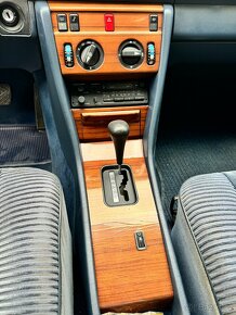 Mercedes-Benz 200, C124 200D Automat 53kW TOP - 12