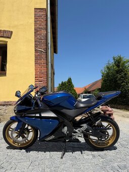 Yamaha yzf r125 - 12