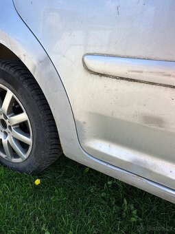 Volkswagen Touran 2.0 TDI r.2005 - 12