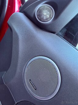 Land Rover Range Rover Evoque - 12