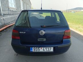 Volkswagen Golf 1.4i - 12