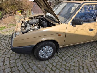 Škoda Favorit r.v. 1990 cca 100tis km - 12
